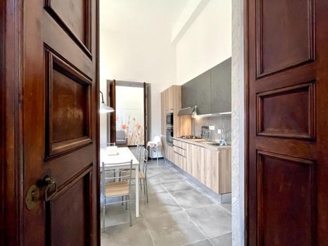 Happy Family Apartments U Papaviou Genoa Bagian luar foto